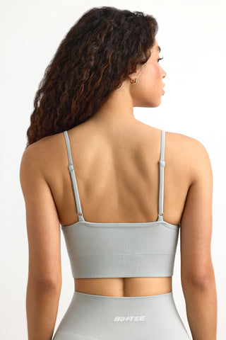 Sculpted Scoop Neck Sports Bra